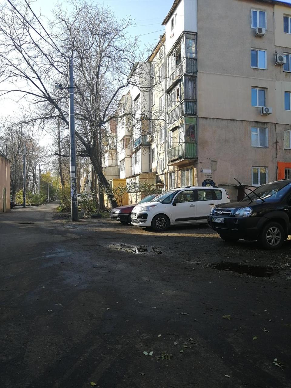 Apartamenty Na Ivana I Uria Lip Odesa Exterior foto